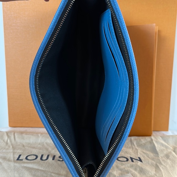 Authentic Louis Vuitton Pochette Voyage MM limited edition 2021 - Picture 7 of 16